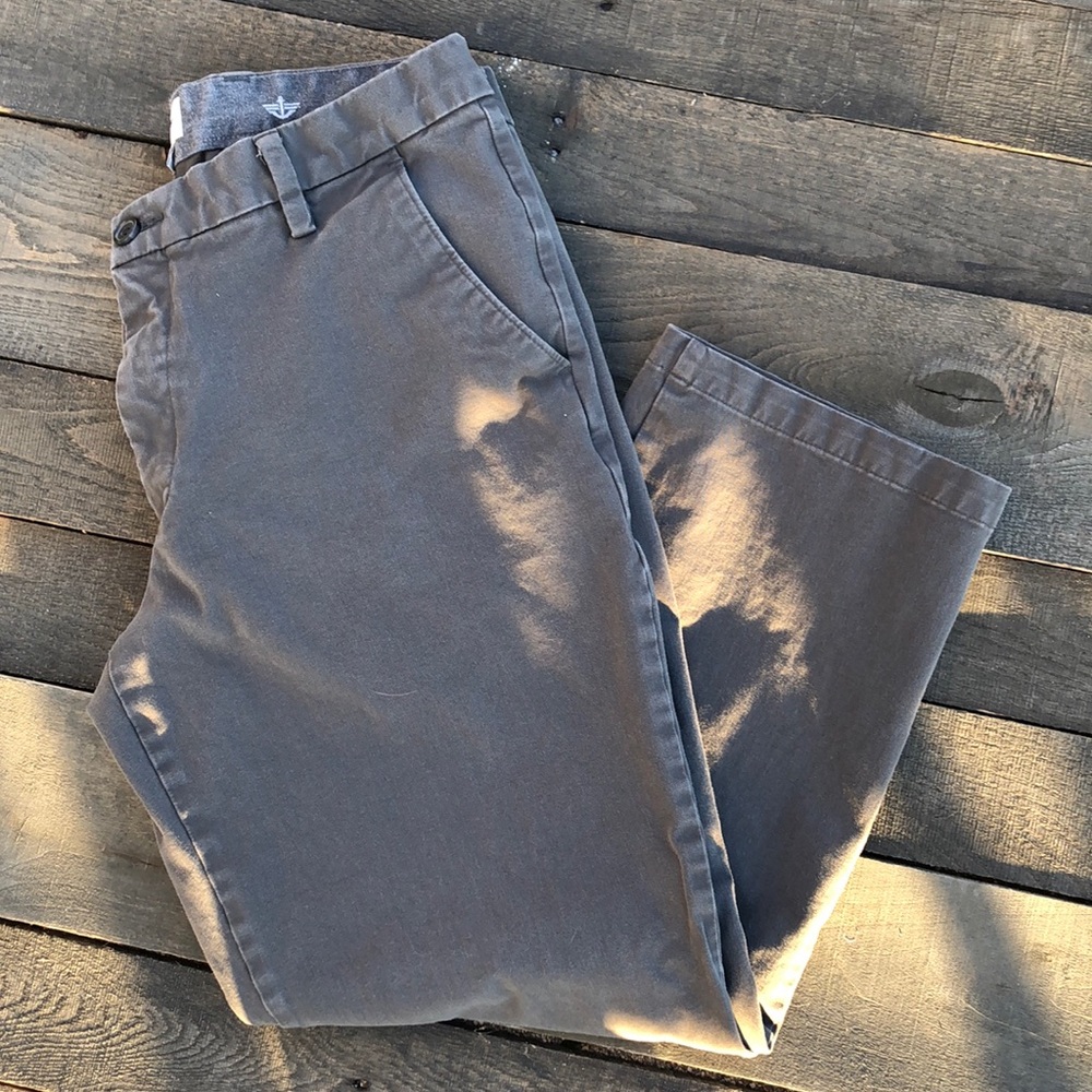 Men’s Dockers, gray